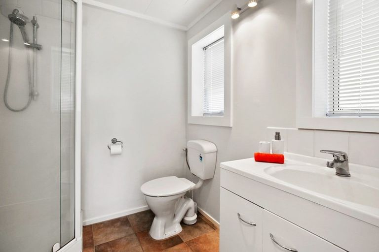 Photo of property in 35 Hillcrest Road, Hillcrest, Hamilton, 3216