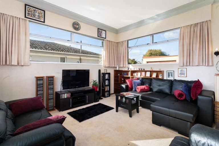 Photo of property in 16 Carisbrooke Street, Katikati, 3129