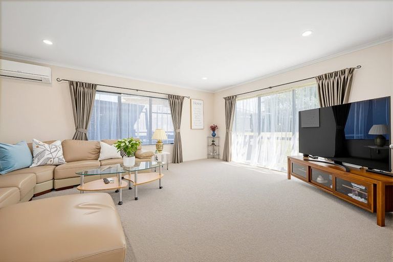 Photo of property in 48 Basra Drive, Henderson, Auckland, 0612