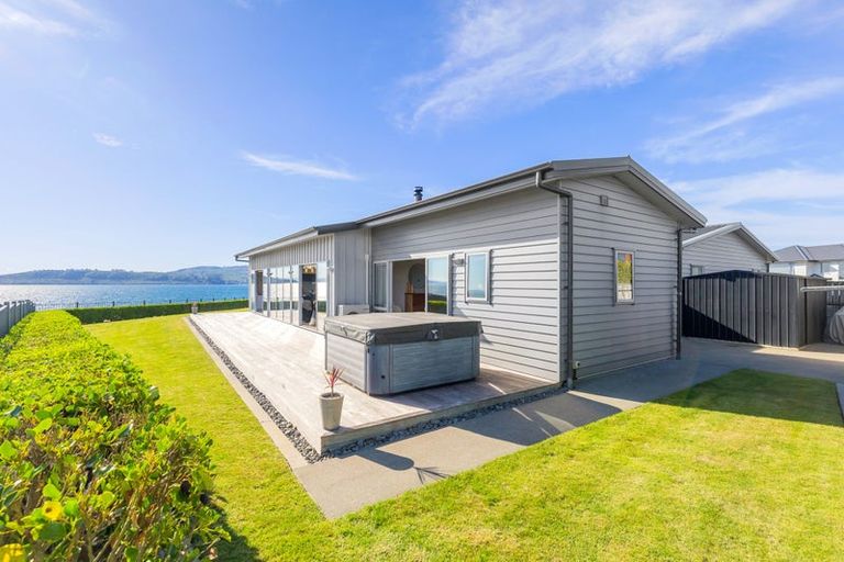 Photo of property in 43 Victory Drive, Wharewaka, Taupo, 3330