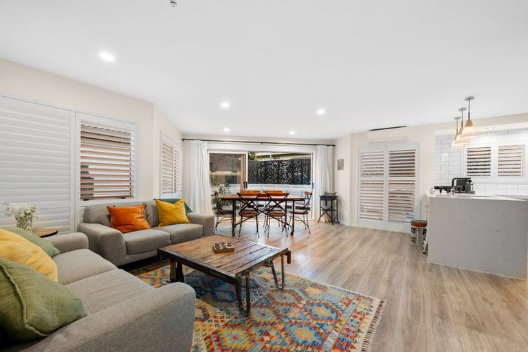 Photo of property in 1/11 Campbell Road, Takapuna, Auckland, 0622