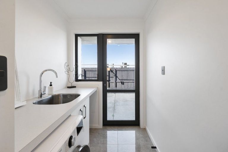 Photo of property in 141 Pharazyn Street, Maewa, Feilding, 4702