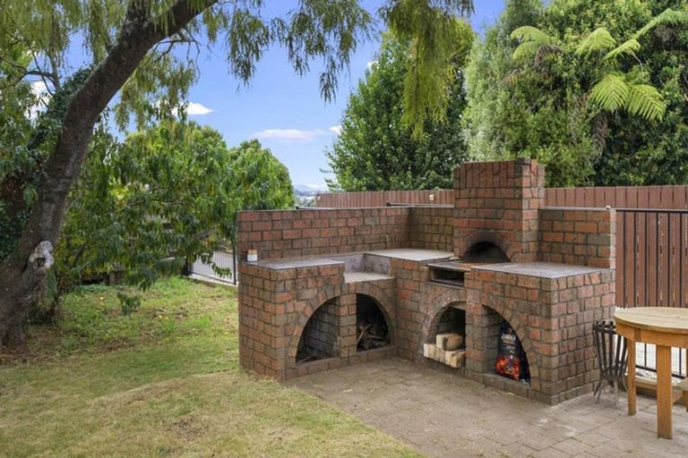 Photo of property in 126 Newcastle Road, Dinsdale, Hamilton, 3204