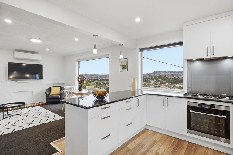 Photo of property in 21 Spottiswoode Street, Andersons Bay, Dunedin, 9013
