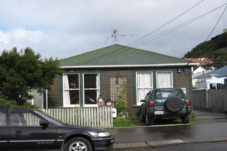 Photo of property in 19 Cruickshank Street, Kilbirnie, Wellington, 6022