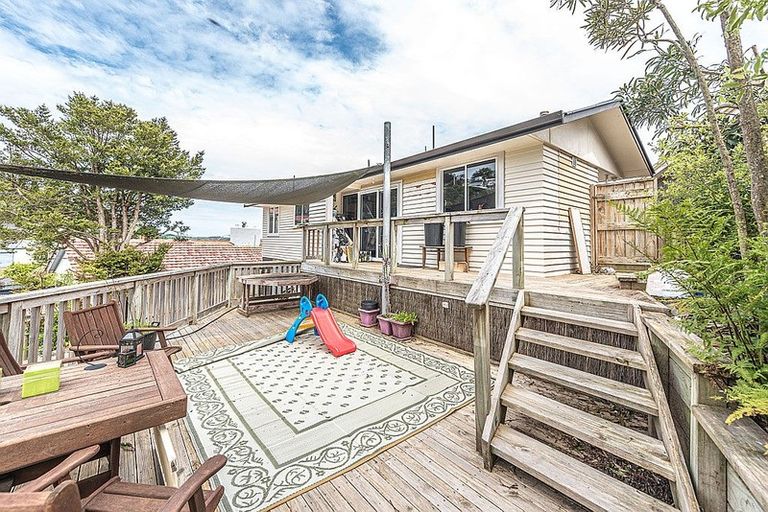 Photo of property in 67 Anzac Parade, Durie Hill, Whanganui, 4500