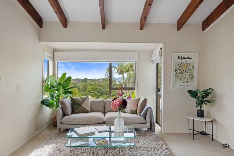 Photo of property in 3/3 Peter Terrace, Castor Bay, Auckland, 0620