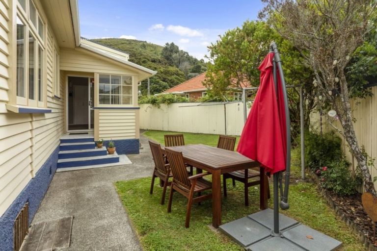 Photo of property in 34 Burnside Street, Waterloo, Lower Hutt, 5011