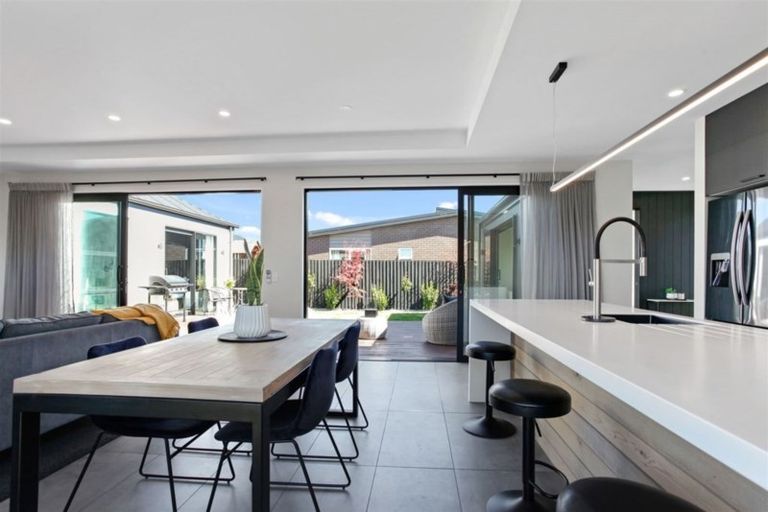 Photo of property in 4 Mckerrow Street, Marshland, Christchurch, 8083