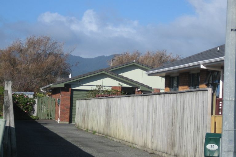 Photo of property in 30 Te Kupe Road, Paraparaumu Beach, Paraparaumu, 5032