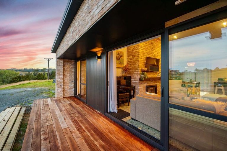 Photo of property in 312 Pukapuka Road, Pohuehue, Warkworth, 0983