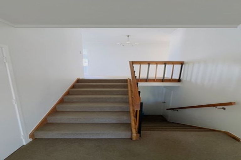 Photo of property in 247 Forrest Hill Road, Forrest Hill, Auckland, 0620