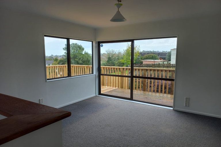 Photo of property in 5/37a Glengarry Road, Glen Eden, Auckland, 0602