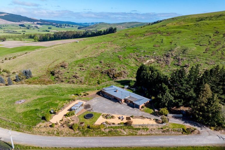 Photo of property in 95 Cullen Road, Clarendon, Outram, 9073