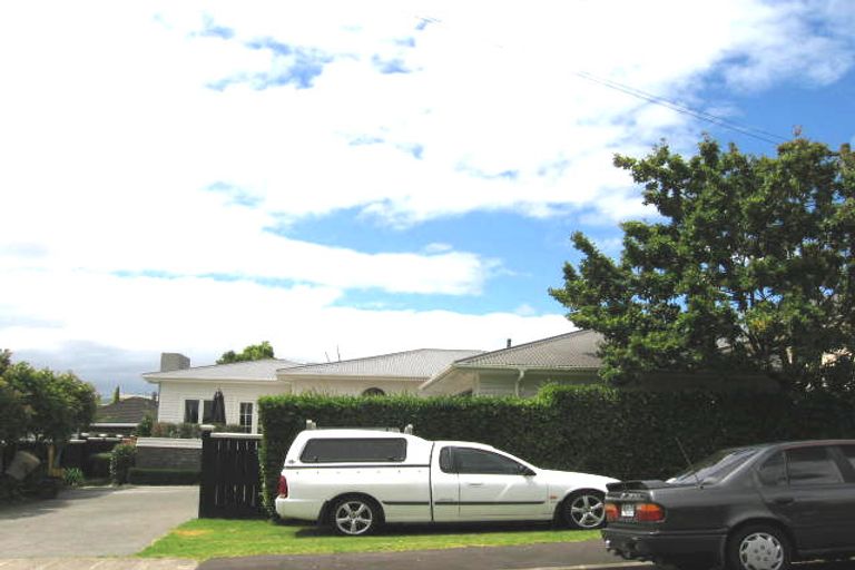 Photo of property in 12 Fenwick Avenue, Milford, Auckland, 0620