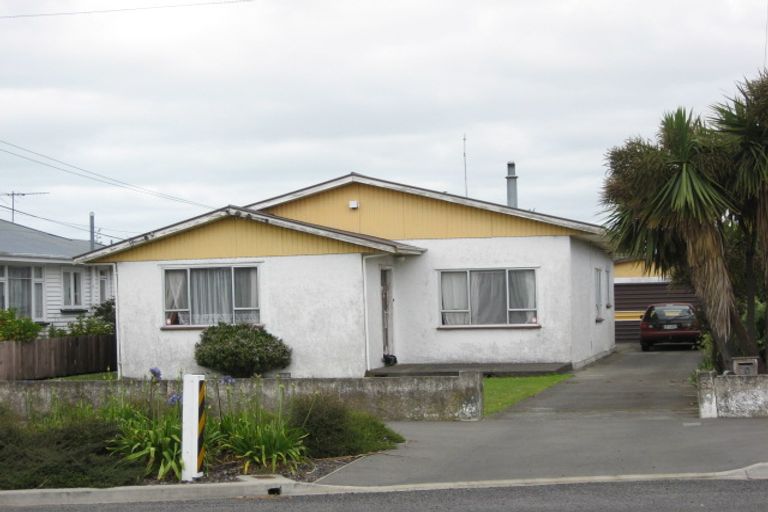 Photo of property in 60 Mackworth Street, Woolston, Christchurch, 8062