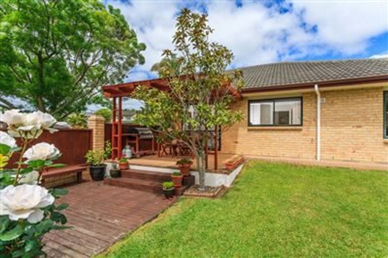 Photo of property in 45 Caversham Drive, Torbay, Auckland, 0630
