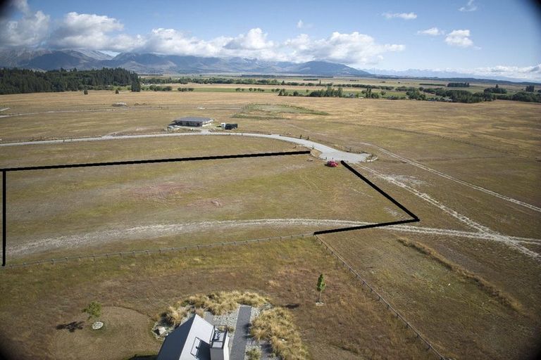 Photo of property in 6 Cameron Place, Ben Ohau, Twizel, 7999