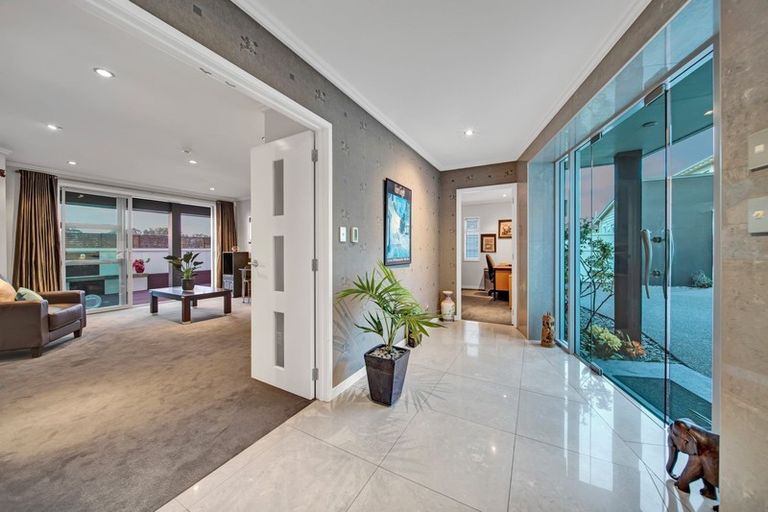 Photo of property in 244a Saint Aubyn Street, New Plymouth, 4310