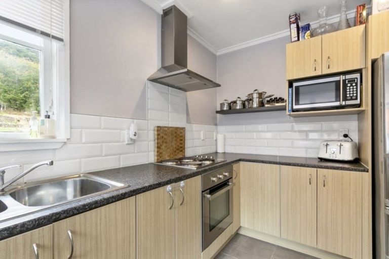 Photo of property in 19 Peel Place, Wainuiomata, Lower Hutt, 5014