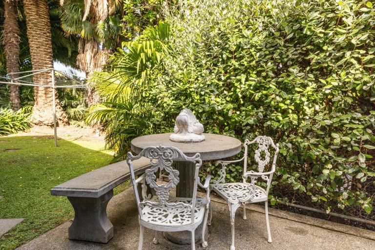 Photo of property in 2 Nigel Street, Havelock North, 4130