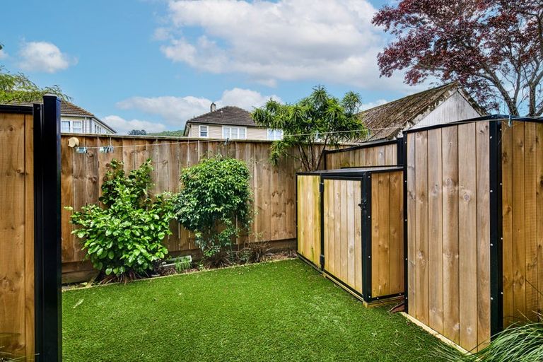 Photo of property in 7/5 Milne Crescent, Taita, Lower Hutt, 5011