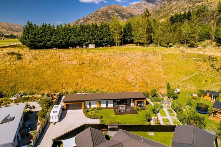 Photo of property in 72 Risinghurst Terrace, Lower Shotover, Queenstown, 9304