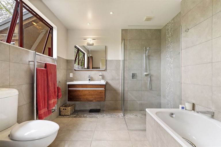 Photo of property in 78 Lees Pakaraka Road, Te Ore Ore, Masterton, 5886