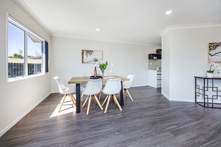 Photo of property in 15 Advocate Place, Randwick Park, Auckland, 2105