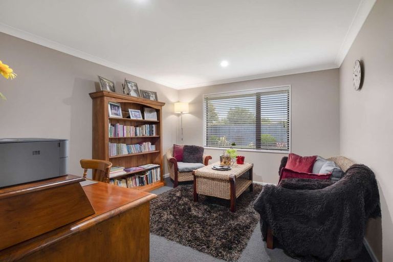 Photo of property in 52 Fairfield Way, Rolleston, 7614