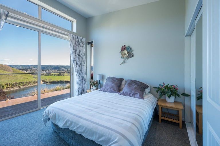 Photo of property in 335 Higgins Road, Wakefield, 7095