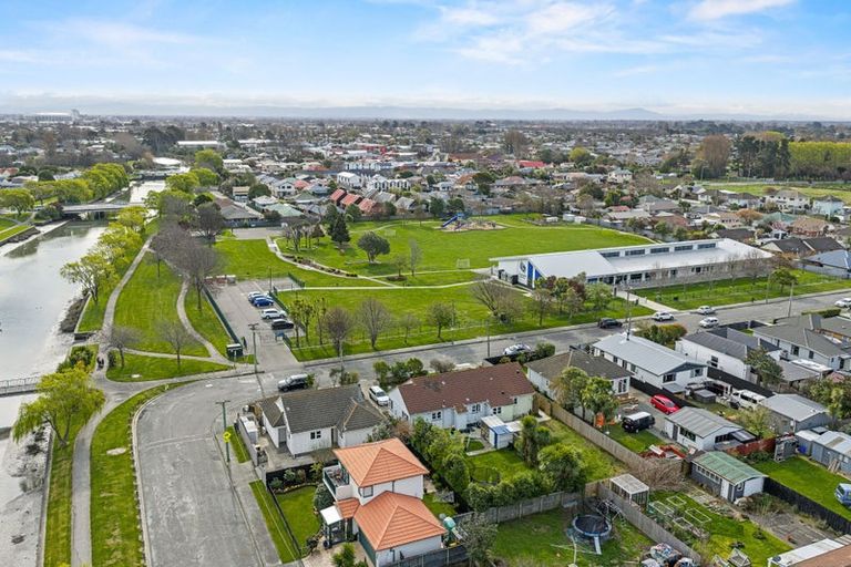 Photo of property in 1/25 Gould Crescent, Woolston, Christchurch, 8023