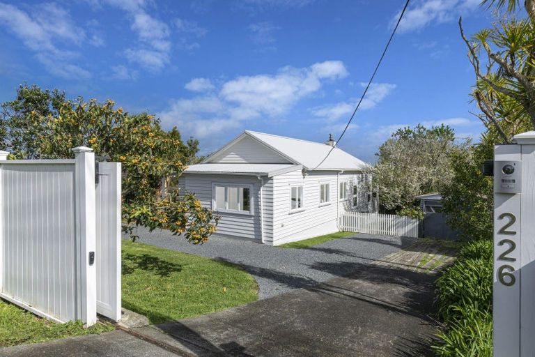 Photo of property in 226 Upper Harbour Drive, Greenhithe, Auckland, 0632