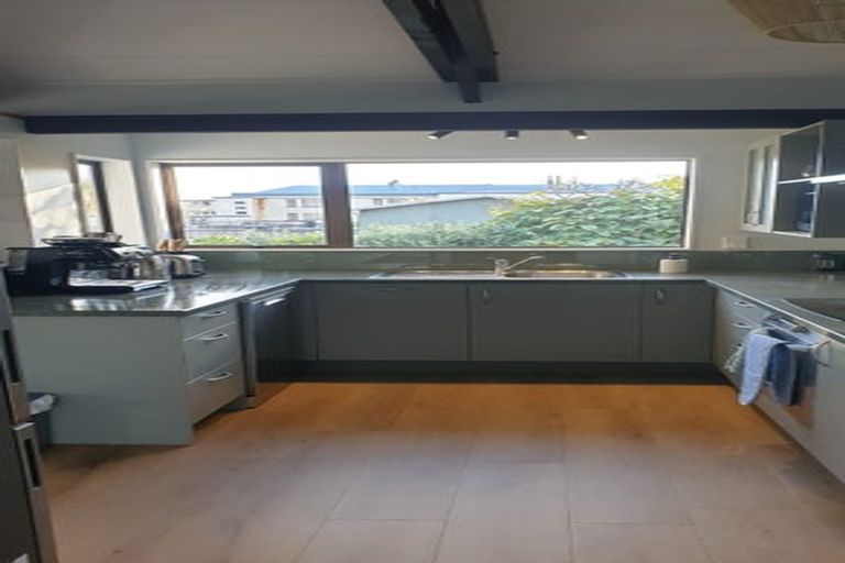 Photo of property in 2/412 Trafalgar Street, Nelson South, Nelson, 7010