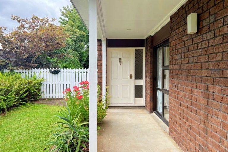 Photo of property in 17 Vincent Place, Dinsdale, Hamilton, 3204