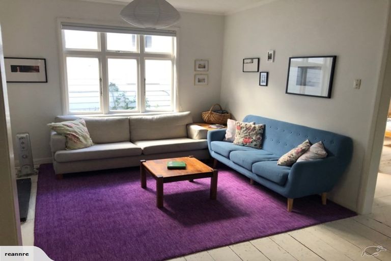 Photo of property in 6 Barton Terrace, Thorndon, Wellington, 6011