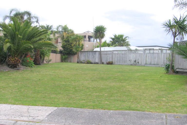 Photo of property in 631 Waterways Parade, Pauanui, Hikuai, 3579
