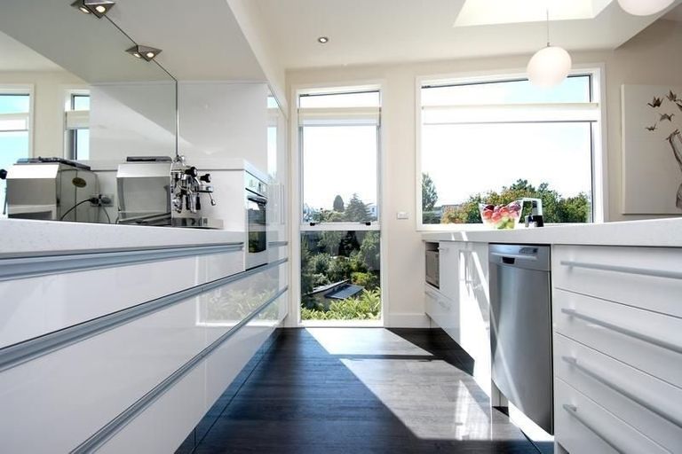 Photo of property in 11a Lucy Road, Bluff Hill, Napier, 4110