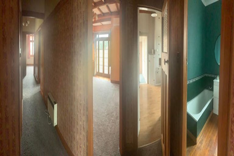 Photo of property in 68 Roberts Line, Kelvin Grove, Palmerston North, 4414