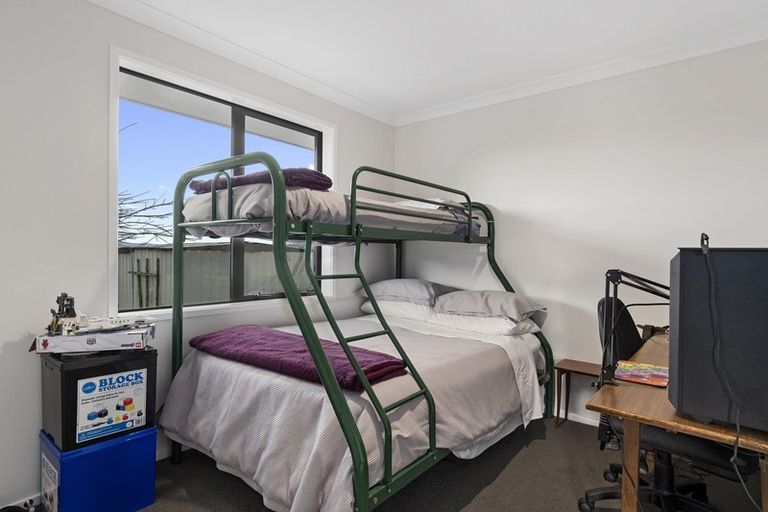 Photo of property in 37 Bert Wall Drive, Omokoroa, 3114