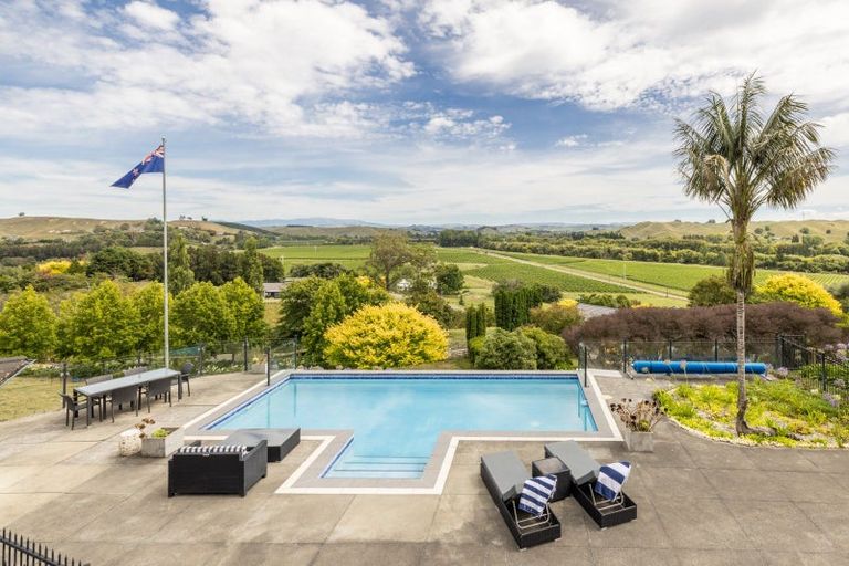 Photo of property in 65 Omarunui Road, Waiohiki, Napier, 4183