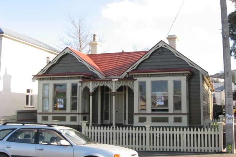 Photo of property in 596 Castle Street, North Dunedin, Dunedin, 9016