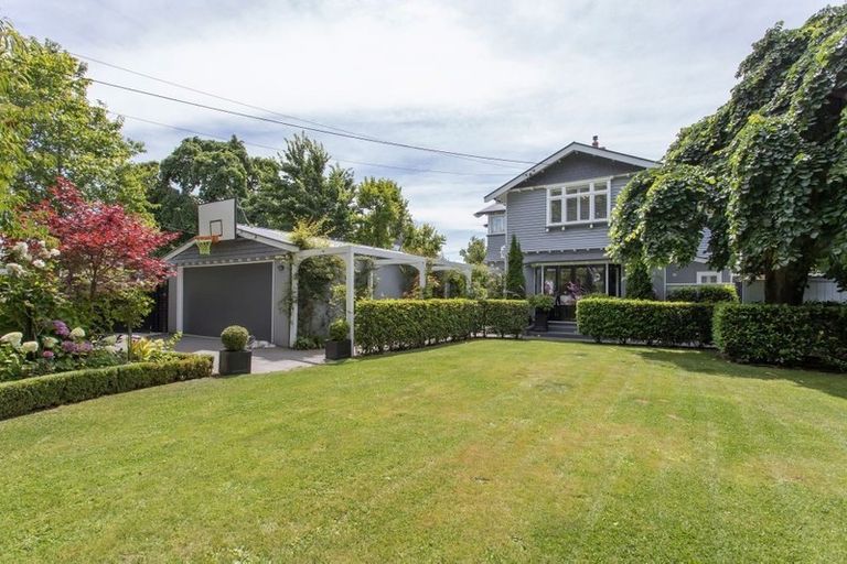 Photo of property in 75 Fisher Avenue, Beckenham, Christchurch, 8023
