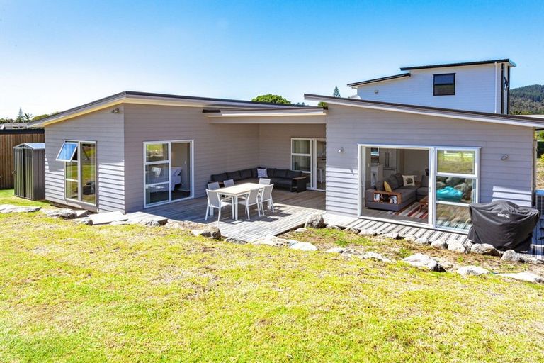 Photo of property in 5 Ross Place, Whiritoa, Whangamata, 3691