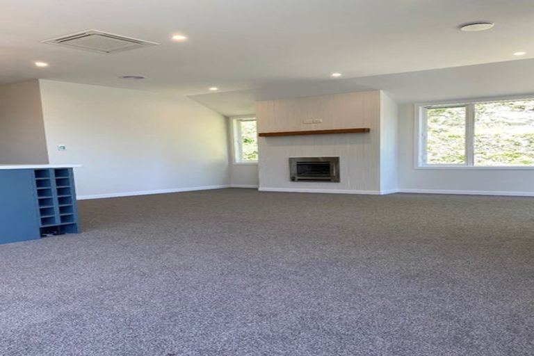 Photo of property in 120 Milton Road, Bluff Hill, Napier, 4110
