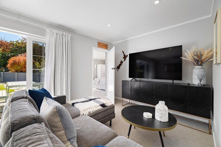 Photo of property in 13 Argyle Place, Arrowtown, 9302