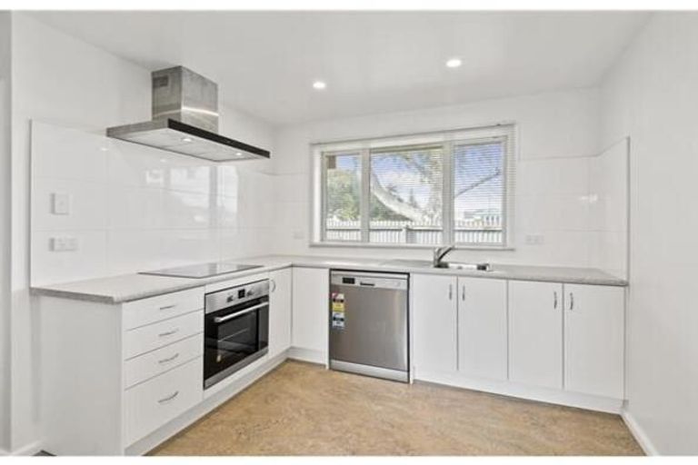 Photo of property in 63 Elizabeth Street, Riccarton, Christchurch, 8041