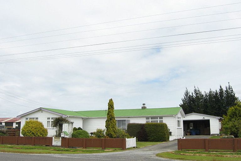 Photo of property in 102 Domett Street, Westport, 7825