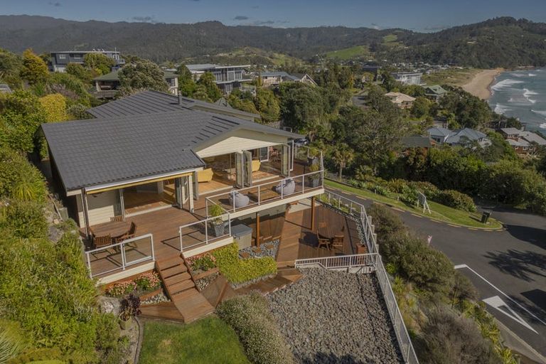 Photo of property in 39 Motuhoa Road, Tairua, 3508