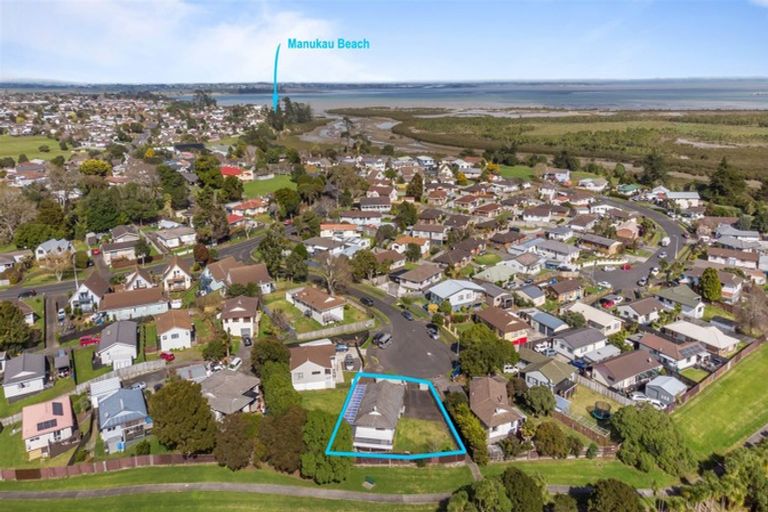 Photo of property in 13 Kopu Place, Clendon Park, Auckland, 2103